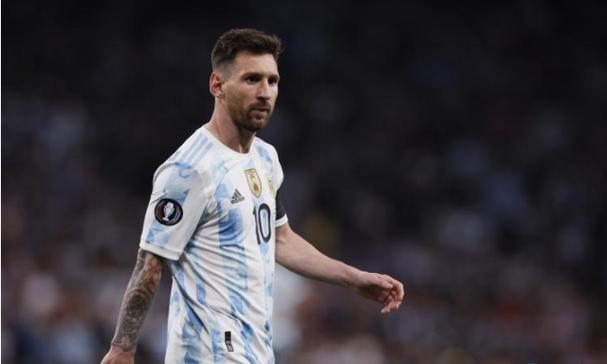 “成绩单”出炉：前10月，仅两家房企销售额超2000亿